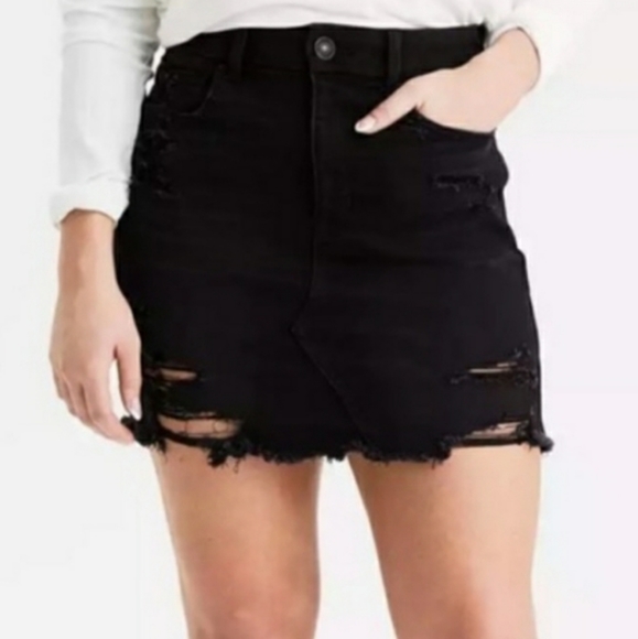 American Eagle Curvy Hi-rise Black Denim Distressed Mini Skirt - Picture 1 of 5